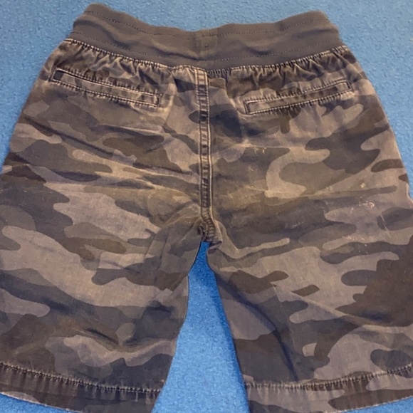 Gap kids size small shorts lot good condition camo - Picture 7 of 11